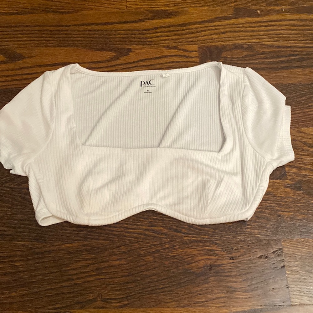 Cropped top